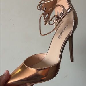 Shoe Dazzle Metallic Gold Heels